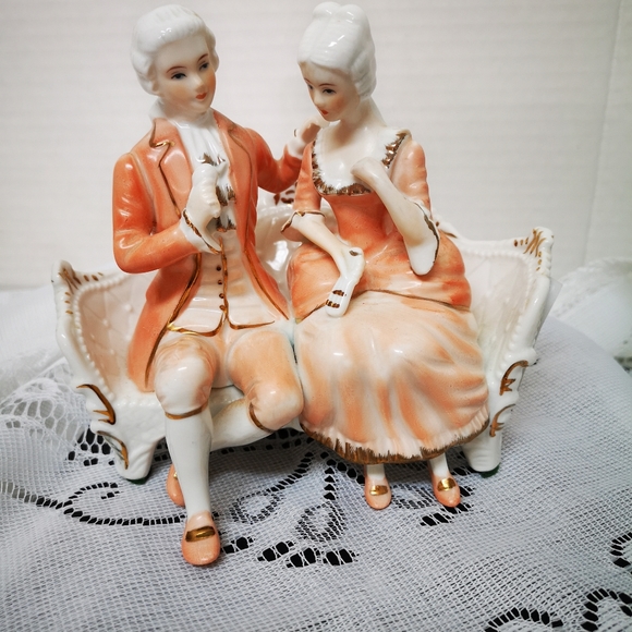Porcelain figurines Vintage - Picture 1 of 3